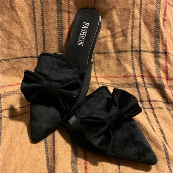 Shoes - Picture 2 of 2